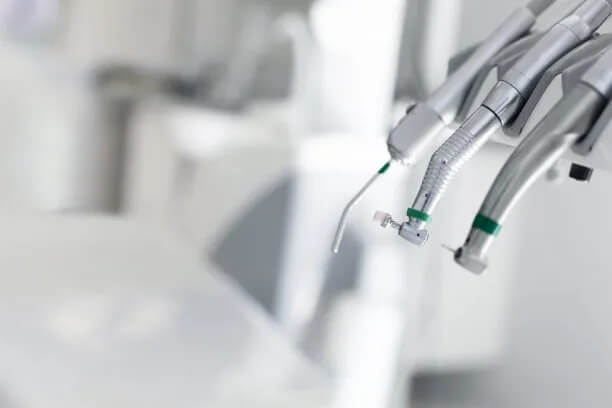 Is it risky to go to Mainland China for a dental cleaning How to stay safe.