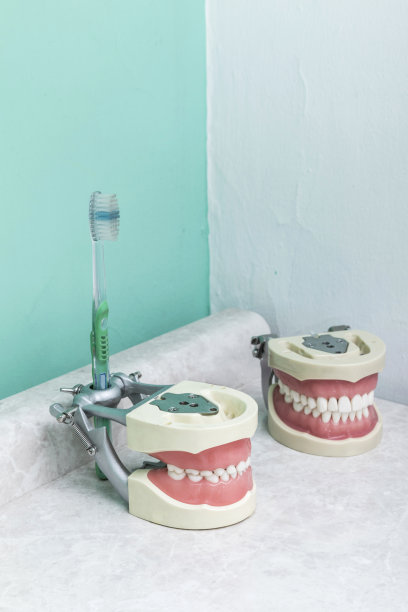 Exploring the Revolutionary Benefits and Advances of Dental Implants for Restoring Smiles and Improving Oral Health