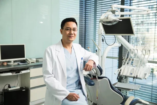 Essential Safety Measures to Consider Before Undergoing Root Canal Treatment for Optimum Oral Health Outcomes