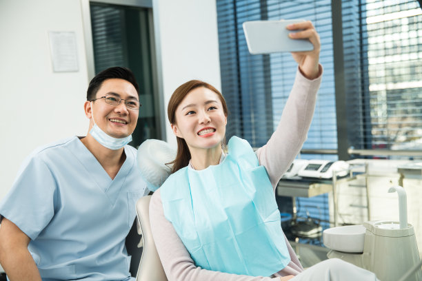 牙冠之美與功能並存的口腔藝術探討