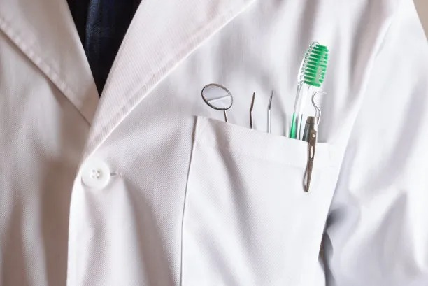 Exploring the Benefits and Innovations of Dental Implants for a Confident Smile and Improved Oral Health