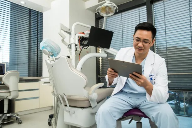 The Ultimate Guide to Dental Implants Revolutionizing Smile Restoration and Enhancing Oral Health for a Confident Future